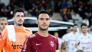 Mario Camora, execuție rară pentru un fundaș. Veteranul CFR-ului a înscris un gol de senzație în meciul cu Sepsi