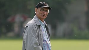 INTERVIU Jackie Ionescu: **"Niciunul dintre Cristea, Bălan și Apostol n-ar fi jucat la Poli! Sunt jucători eșuați la alte echipe!"