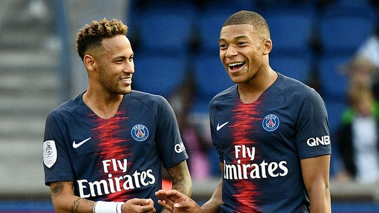Surpriză în cantonamentul lui PSG. Neymar și Kylian Mbappe, supuși unui test anti-doping