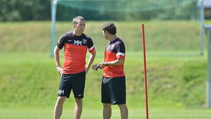 Steaua, aproape de vârful de care are atâta nevoie: "Am discutat deja!" Managerul anunță prima plecare: "Rocha și-a încheiat contractul"