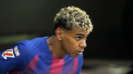 Lamine Yamal s-a despărțit de iubita lui imediat după ce a cumpărat o casă de 14 milioane de euro în care urmau să locuiască împreună