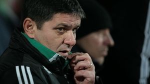 "Aș vrea să mă stabilesc în Spania pentru binele copilului! E posibil să mă las de antrenorat"