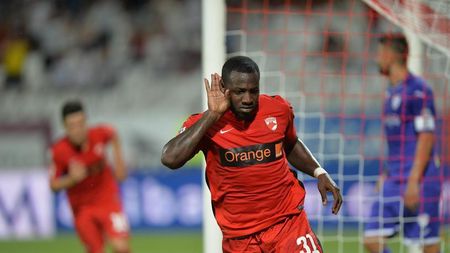 "Mamma mia, ăsta nu e 'Bizonul' pe care-l știu eu!". Prima reacție a lui Rednic când a văzut cât s-a îngrășat golgheterul lui Dinamo. Cum a slăbit Gnohere în timp record