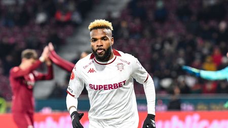 Boupendza a declarat război Rapidului, după anunțul lui Angelescu. Reacția gabonezului: „Nu credeți ce auziți. Fiecare poveste are două versiuni"