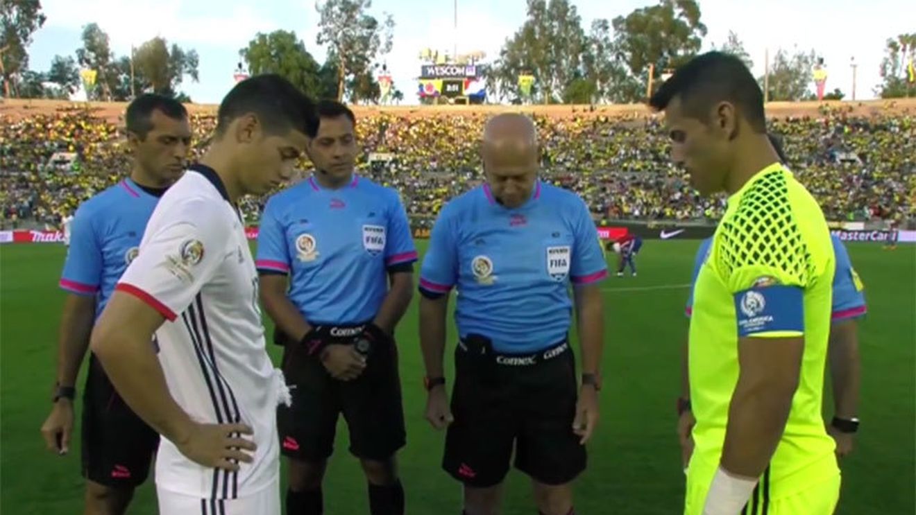VIDEO | Fază incredibilă la Copa America. Ce s-a întâmplat cu moneda aruncată de arbitru. Avea cotă 6000 să se ajungă la așa ceva :)