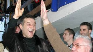 Gigi și Mitică s-au împăcat, Dragomir nu-și amintește cum!** ""Eu știu ce drac de poezie i-oi fi zis? Eu mai zic câte un banc, câte o strofă"