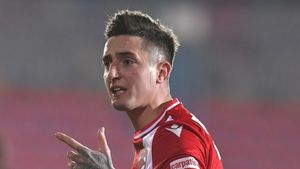 Steliano Filip, dorit de rivala lui Dinamo din Liga 1! Patronul a confirmat în direct interesul pentru fundașul stânga: „I-am propus să vină, am discutat cu el!” | VIDEO EXCLUSIV ProSport Live