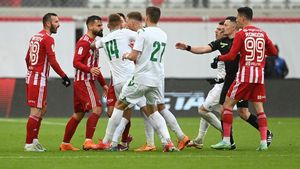 Laszlo Dioszegi taie în carne vie la Sepsi! A dat afară trei fotbaliști importanți dintr-o lovitură