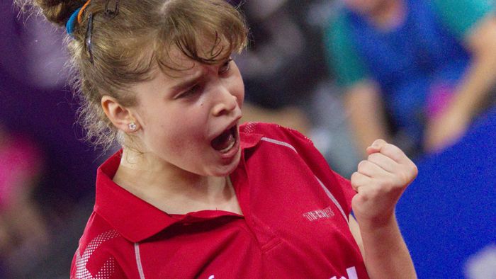 PERFORMANȚĂ‚ | Elena Zaharia este campioană europeană la tenis de masă. Dublă de aur pentru noua senzație din Constanța: "Nici nu pot descrie în cuvinte cum mă simt. După ce am câștigat cu echipa, mi-am spus că nu îmi mai este frică de nimic"