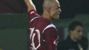 J.Cesar: "Rapid-Steaua e ca Fluminense-Vasco da Gama"