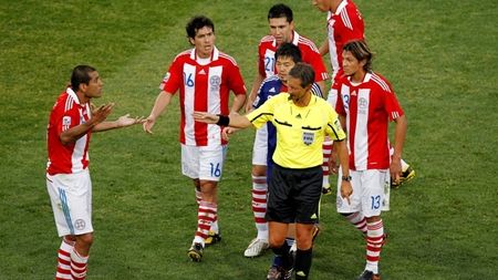 FIFA: "Vom schimba sistemul de arbitraj până la CM Brazilia 2014!" Vezi aici cum!