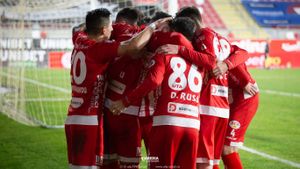 Începe curățenia de iarnă la UTA! Laszlo Balint i-a anunțat pe doi jucători că nu-i mai dorește: „Nu e vina lor, nu e nici a noastră.” Arădenii și-au stabilit data la care se reunesc