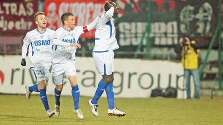 "Câinii" n-au știut ce i-a lovit!** Pandurii lui Grigoraș explică egalarea în inferioritate numerică:** "S-au văzut mai mulți și s-au relaxat"