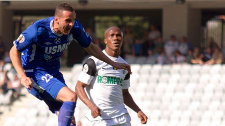 Dacă Vlad Chiricheș pleacă la AC Milan, Steaua poate da o nouă lovitură! Fundașul de 22 de ani poate veni în Ghencea!** Are acordul șefului său și e cotat la 500.000 â‚¬