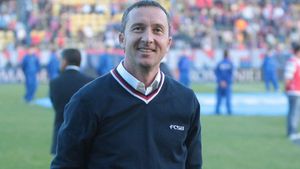 Meme: "Jucătorii aduși au fost foarte atent urmăriți!" Rezultatul?** A dat două milioane â‚¬ pe doi atacanți care au dat 6 goluri într-un an :)