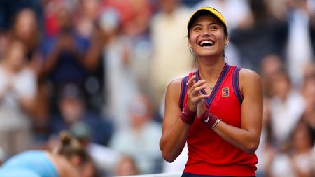 Emma Răducanu, o nouă surpriză la US Open! Sportiva cu origini românești a învins-o pe Belinda Bencic și joacă în semifinale. Prima reacție