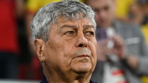 A venit verdictul medicilor și Mircea Lucescu este distrus. Diagnosticul e clar: atacantul ratează meciul cu Austria!