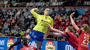 Bianca Bazaliu a descris super-execuția cu care România a îngenuncheat Spania la CE de handbal feminin: „Am văzut că nu mai aveam timp” | VIDEO