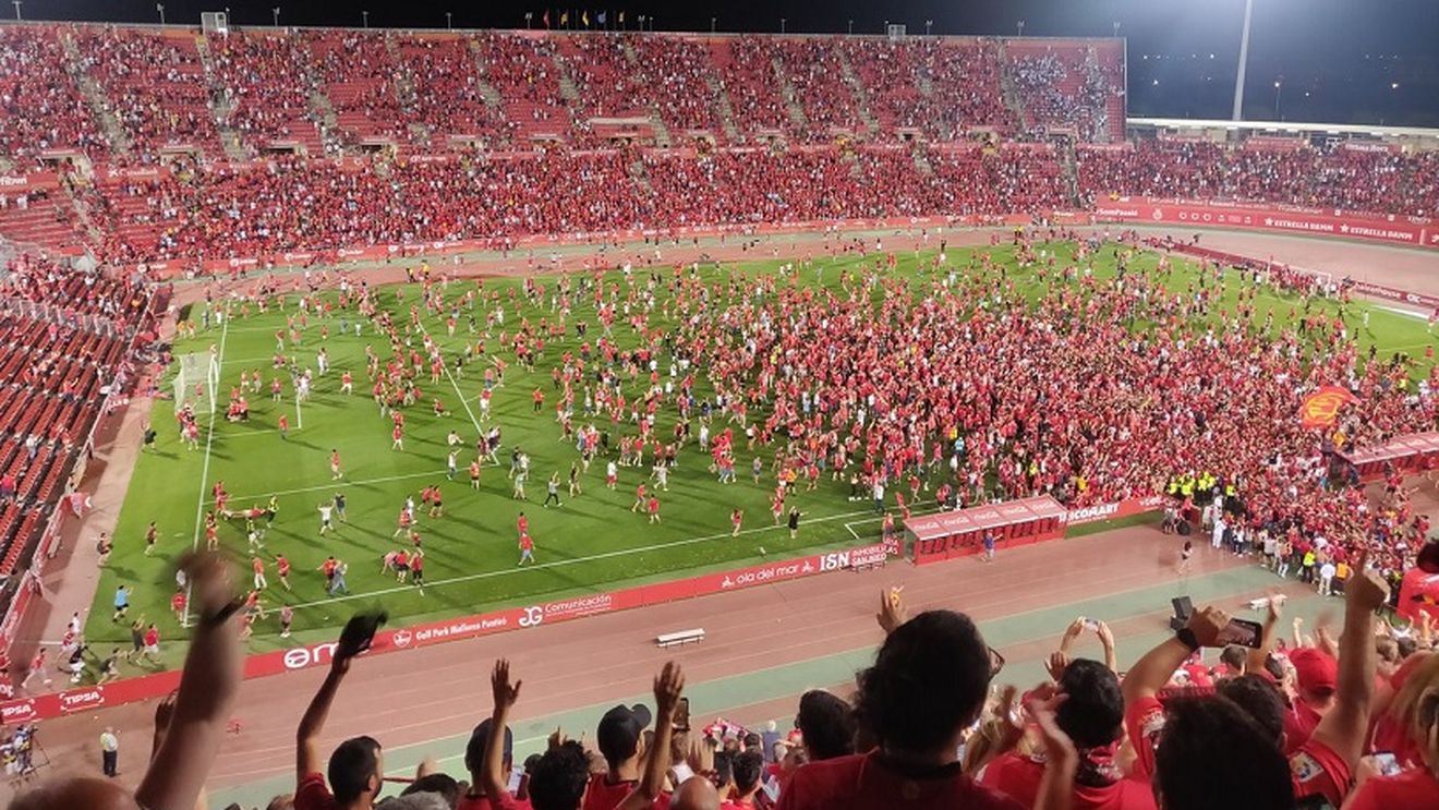 Mallorca, ultima echipă promovată în La Liga! Dramatism total în returul finalei playoff-ului: gazdele au întors de la 2-0, golul victoriei a venit pe final. VIDEO | Fanii au invadat terenul