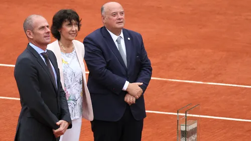 From Roland Garros, with love. Moment special pentru Virginia Ruzici: 