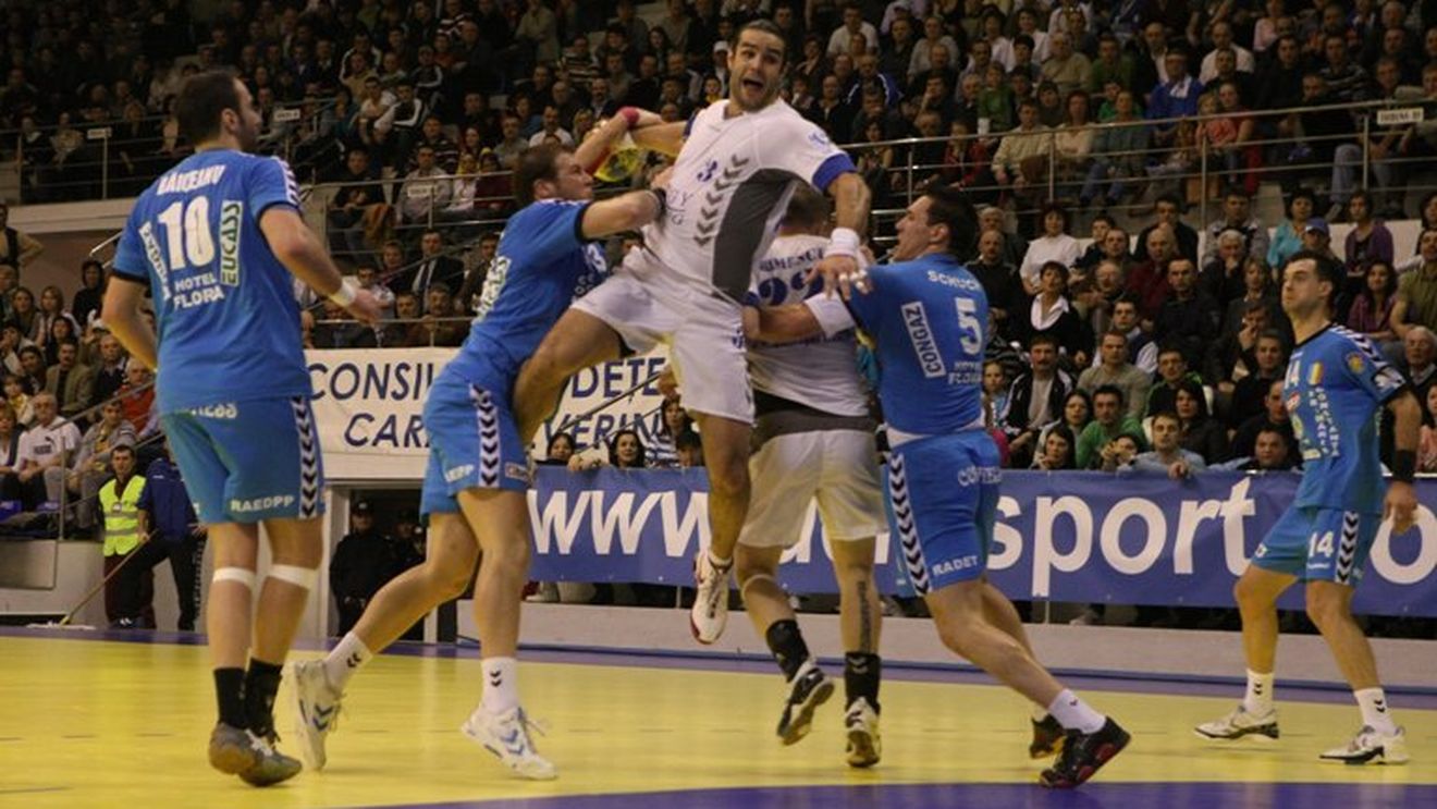 CSM Oradea - UCM Reșița 25-32