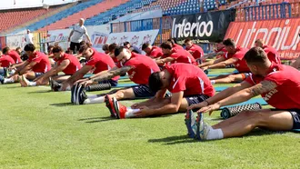 FC Bihor s-a despărțit de un jucător neutilizat de un an și jumătate și e extaziară de aducerea unui tânăr care are 15 prezențe în prima ligă până la 18 ani