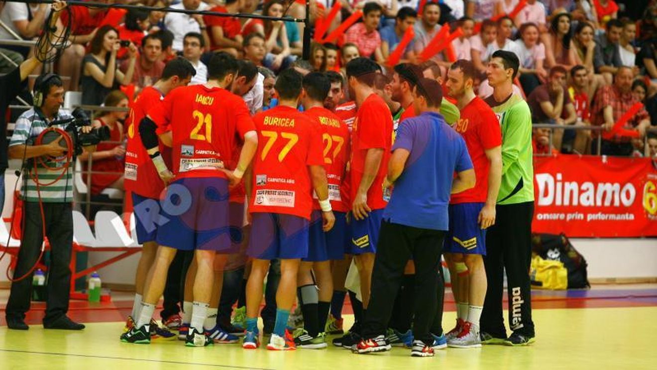 Handbaliștii își încarcă bateriile cu momentul "Rusia 2010".  "Fiecare jucător trebuie să dea cu 20-30% mai mult pentru a elimina Suedia"