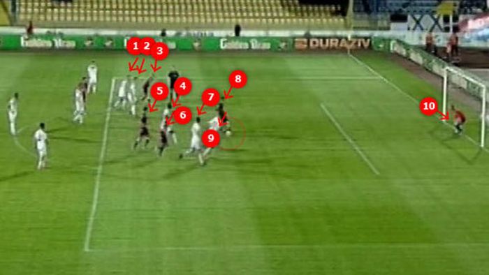 VIDEO INCREDIBIL Așa se bate un penalty în Liga I: 10 oameni în careu! Herea ratează, lovitura se repetă! Cea mai 'FURIOASĂ‚' etapă a sezonului: