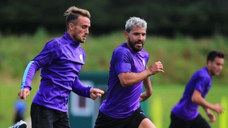 Dinamo, aproape de o bombă imensă pe piața transferurilor! Cosmin Contra vrea să-l aducă pe Aleix Garcia, care tocmai s-a despărțit de Manchester City