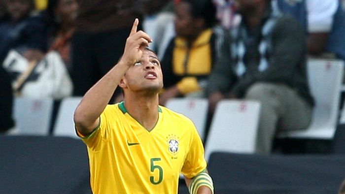 Juventus îl vrea pe Felipe Melo