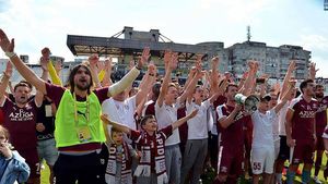 Cum a scăpat Rapid de depunctare: a prezentat la FIFA un acord cu jucătorul datat 27 aprilie de care Obed și patroana clubului habar n-aveau pe 15 mai. Violeta Moraru: "Am negociat până pe 1 mai, dar a refuzat să semneze"
