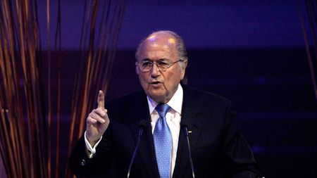 FIFA nu mai vrea ca meciurile să se încheie la egalitate!** VEZI ce propune Blatter