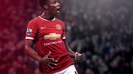 Nike anunță că nu va prelungi contractul cu Man United. Presa din Anglia scrie că Adidas a oferit o sumă dublă pentru un contract pe 10 ani