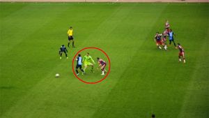 Nebunie a lui Neuer în amicalul cu echipa lui Reghecampf. VIDEO Imagini incredibile cu portarul lui Bayern. Cum s-a terminat faza