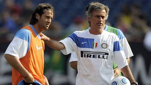 "Mourinho îmi cere să-i aduc jucători, dar eu îl am doar pe Chivu! E posibil să ajungă la Real"