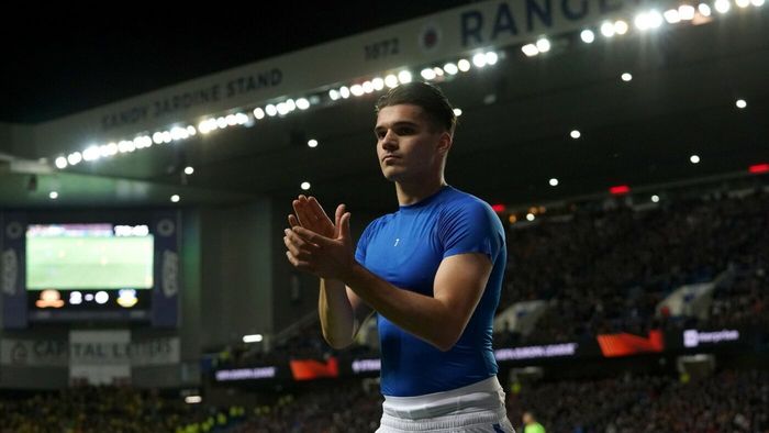 Ianis Hagi, transfer important în iarnă. Dorit de Rapid București, fiul lui Gică Hagi ar trebui să ia decizia care să îi schimbe cu adevărat cariera, în opinia lui Adi Ilie: „Eu așa aș face”