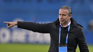 Presa din Azerbaidjan, atac brutal la adresa lui Laurențiu Reghecampf: „Poate ar trebui să i se facă și un RMN la cap”