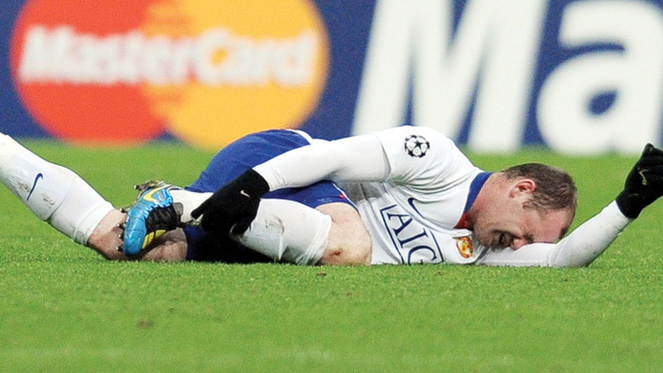 Rooney s-a antrenat** în secret