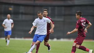 Steaua a anunțat primul transfer al verii! Becali: "L-am luat pe Golubovic". Cei doi jucători pe care i-a dat afară și decizia în cazul lui Hyun-Jun Suk