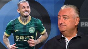 Marian Iancu nu se ferește de cuvinte față de fostul jucător al lui Mihai Rotaru: „De ce a ajuns Mitriță în China? Nu a reușit să păcălească fotbalul în Europa. Fotbaliștii mari joacă la noi pe continent”. EXCLUSIV