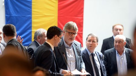 BREAKING NEWS | FRF a aprobat a patra schimbare! În ce condiții pot apela antrenorii la această regulă