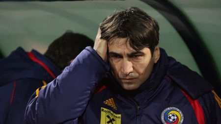 Dinu, dezlănțuit:** "Pițurcă e ca un câine grifon căruia trebuie să-i dai bretonul de pe frunte cu busola și grebla pentru a vedea dacă are creier!" Cum l-a caracterizat pe Tănase