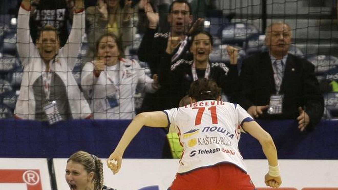 Arde Belgradul! Serbia a bătut Franța și va juca semifinala Europeanului de handbal cu Muntenegru!