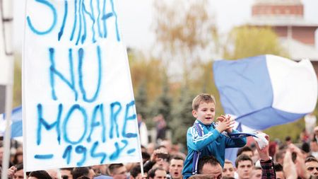 1.000 de fani au protestat împotriva dezafilierii Craiovei!** Cîrțu, sef de miting