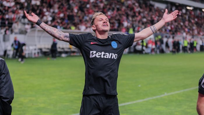 Cum au numit-o grecii de la Levadiakos pe FCSB după ce l-au transferat pe Alex Pantea