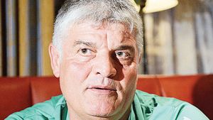 Andone laudă contracandidatele la titlu:** "Rapidul s-a întărit, mai ales cu Goga! Sabău va avea timp să construiască o echipă frumoasă în Giulești"