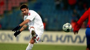 Mutu:** "Ar fi frumos să jucăm cu Unirea sau cu Timișoara în Ligă!"