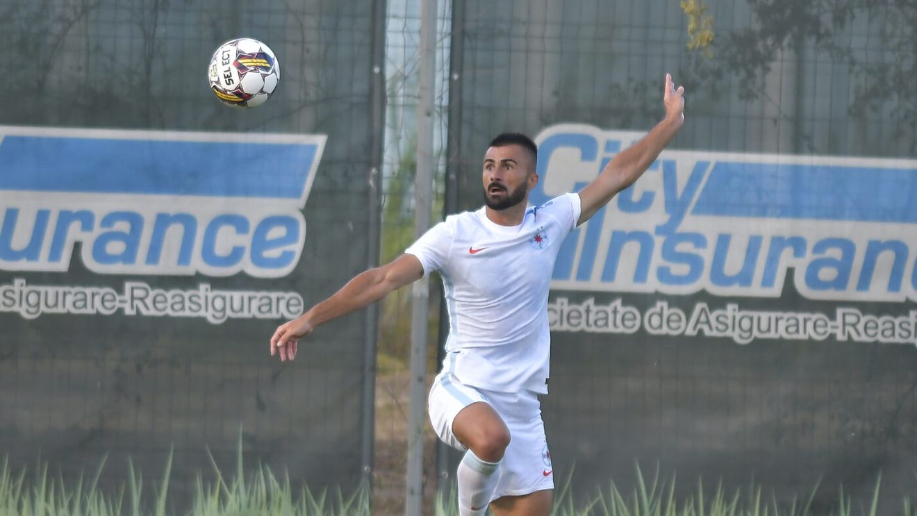 Vali Crețu se laudă cu centrările sale! Ce a postat fundașul de la FCSB pe rețelele de socializare