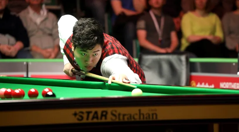 Aproape să îl eclipseze pe Ronnie O'Sullivan! Un chinez de 17 ani putea deveni cel mai tânăr campion din snooker, dar finala Openului Irlandei de Nord s-a încheiat dramatic