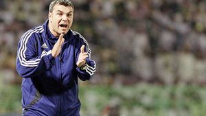 VIDEO Olăroiu și Rădoi, eliminați din Cupă!** Prima înfrângere pentru Al Ain după 9 meciuri